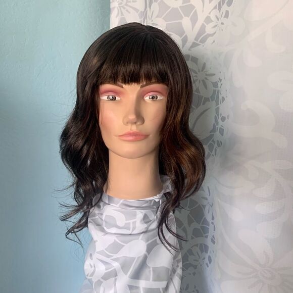 Forever Young long brown synthetic wig. Size OS - Picture 1 of 12